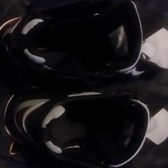 Nike Air JORDAN'S Mens Red/black&white SZ11 - Picture 6 of 8